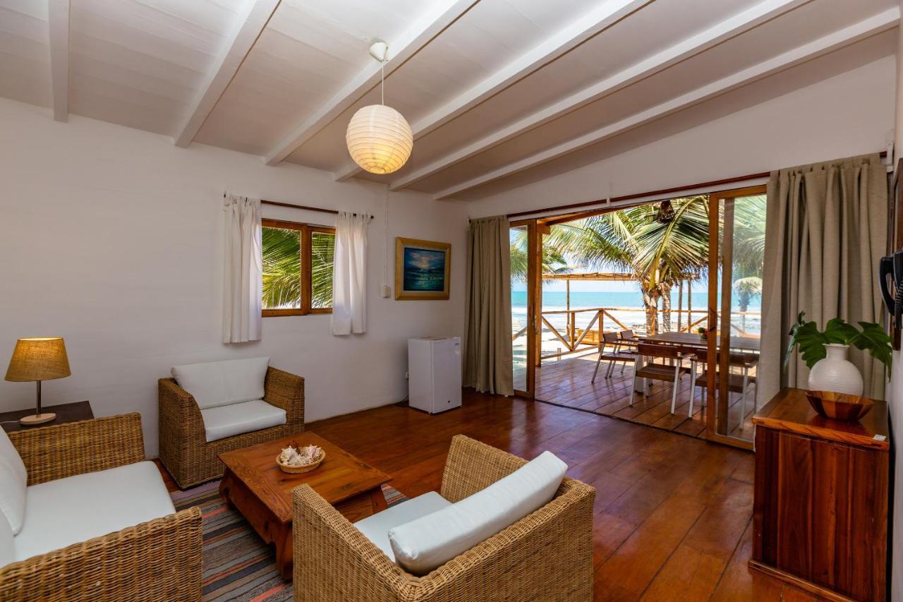 Hotel Punta Camaron Bungalows & Suites Соритос Екстериор снимка