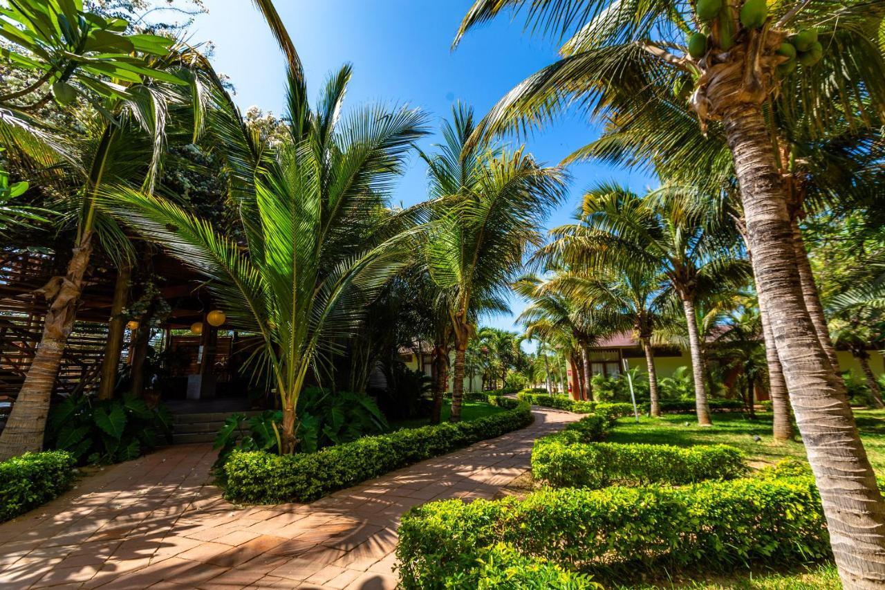 Hotel Punta Camaron Bungalows & Suites Соритос Екстериор снимка